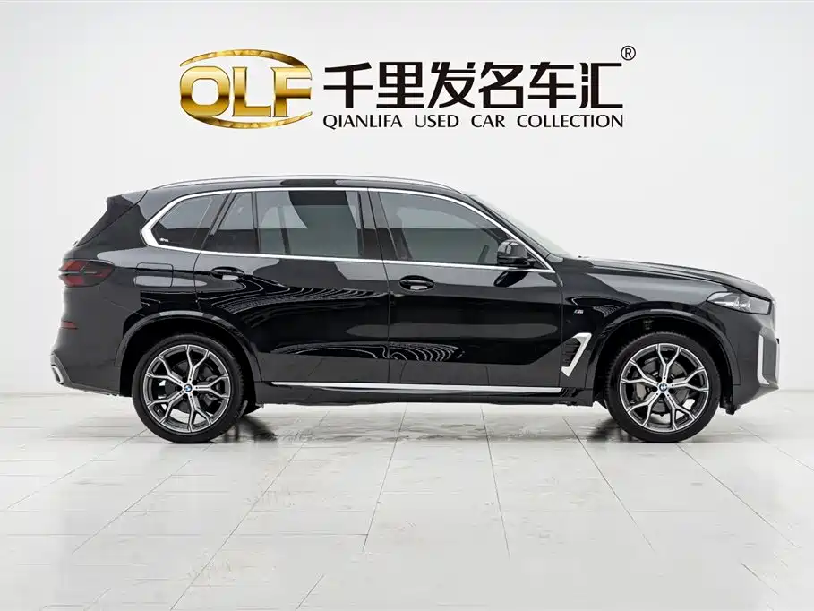 BMW X5 2023 xDrive 30Li Premium M Sport Package фото 8