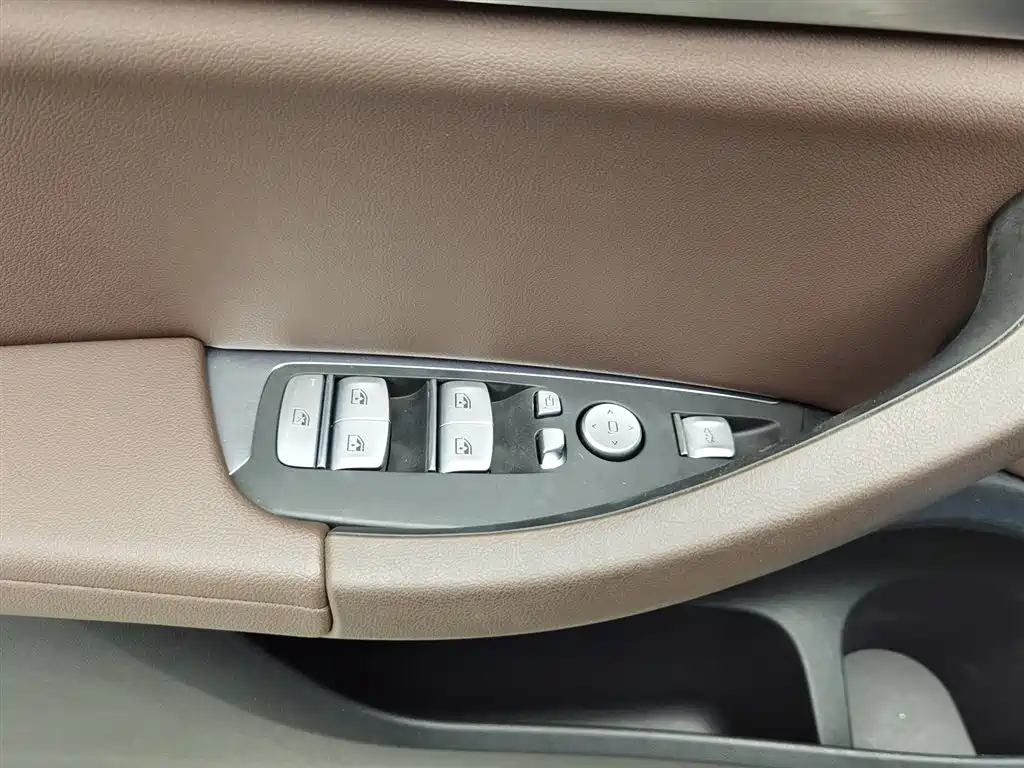 BMW X3 2019 xDrive25i Luxury Package фото 9