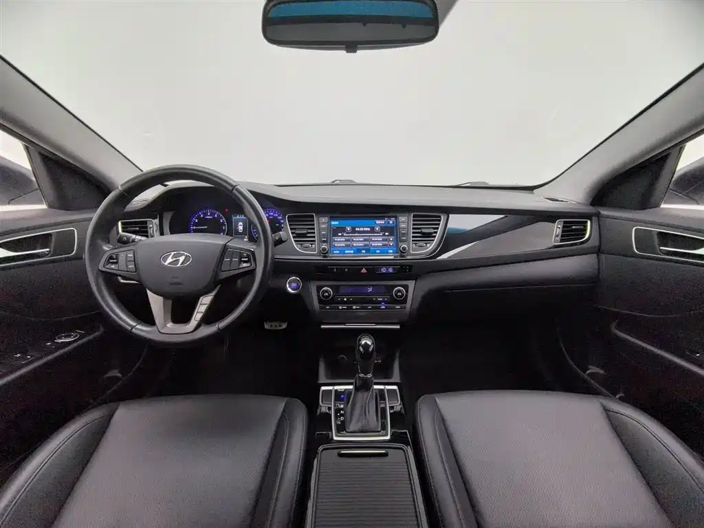 Hyundai Mistra 2014 1.8L Auto Premium DLX фото 5