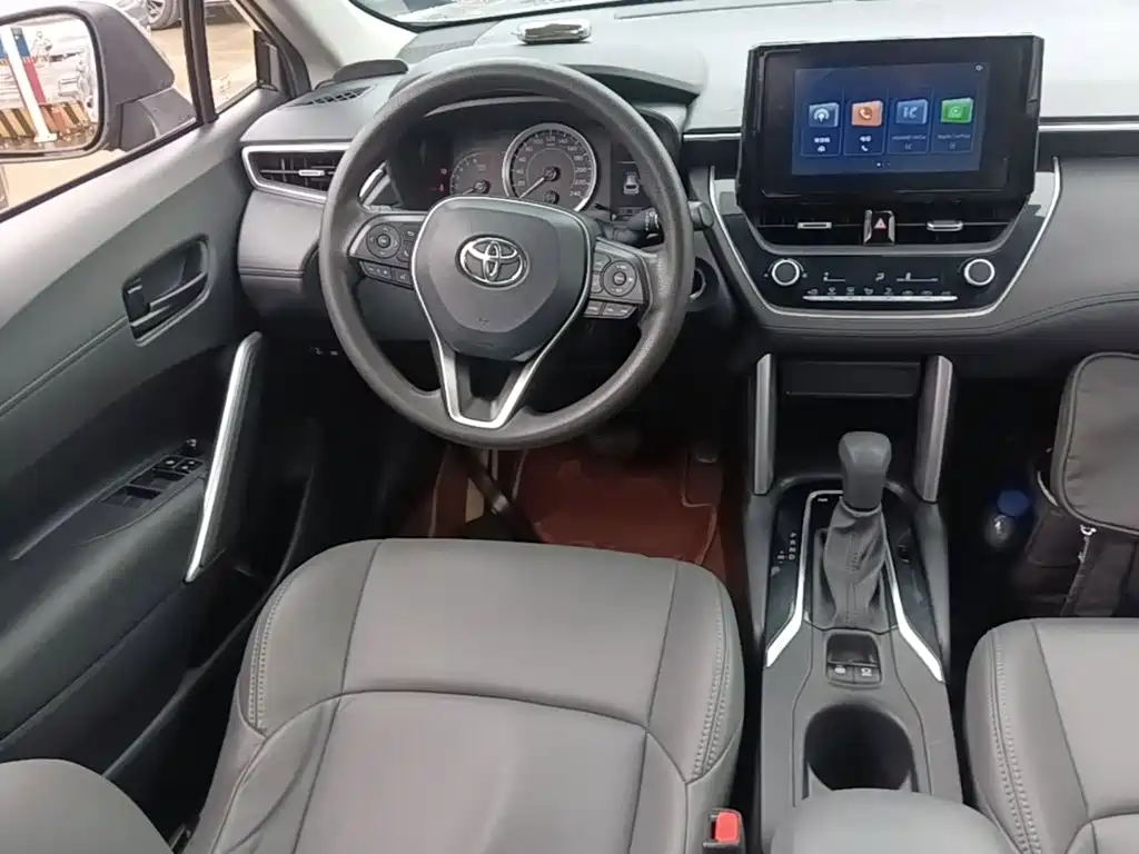 Toyota Frontlander 2022 2022 2.0L CVT Leading Edition