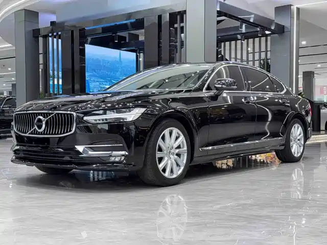 Volvo S90 2020 T5 Momentum Luxury Edition