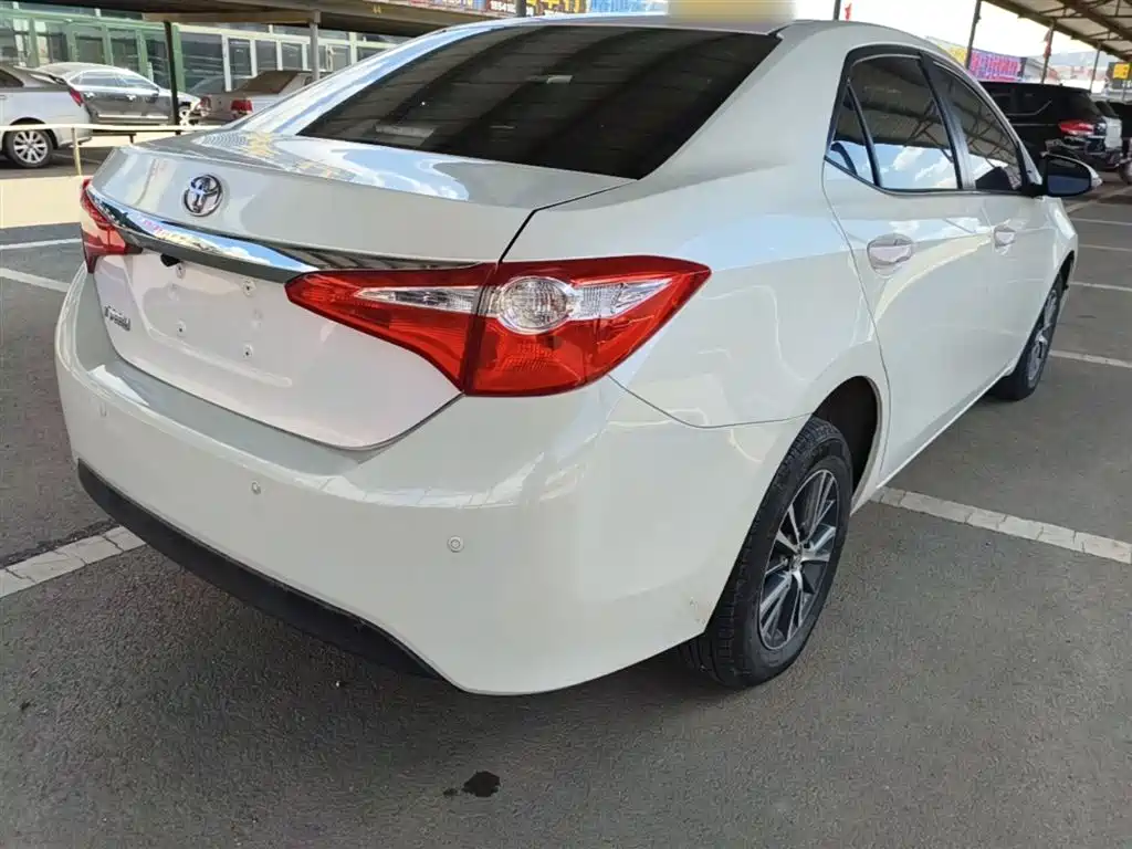Toyota Levin 2014 1.6G CVT Elite Edition фото 7