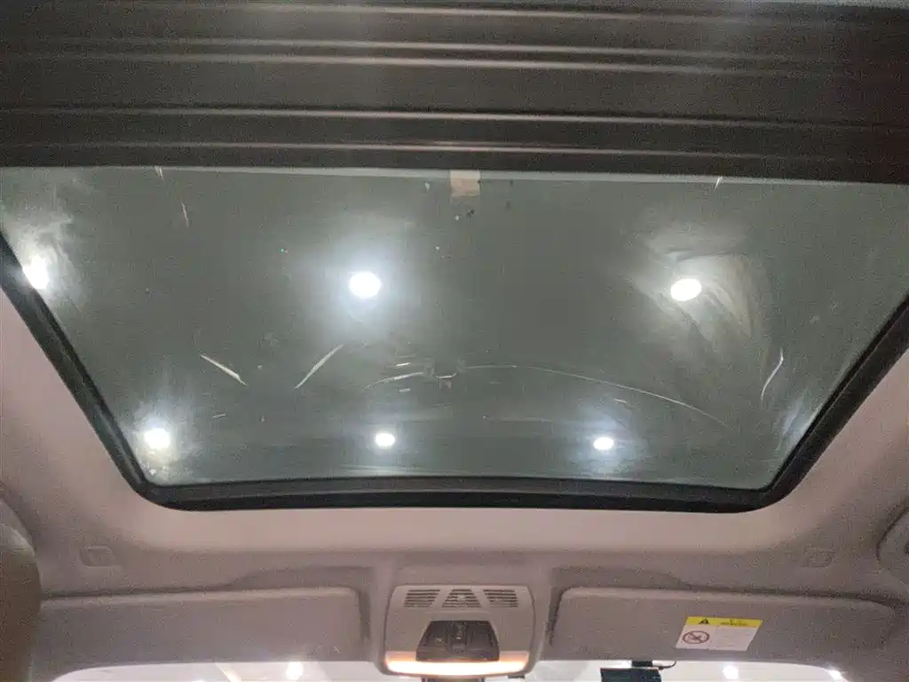 BMW X1 2016 sDrive20Li Luxury Model фото 20