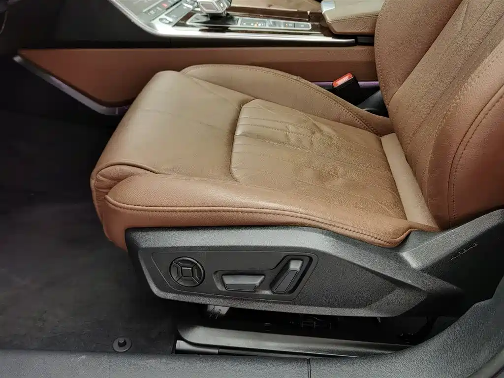 Audi A6L 2021 45 TFSI Exclusive Elegance фото 20