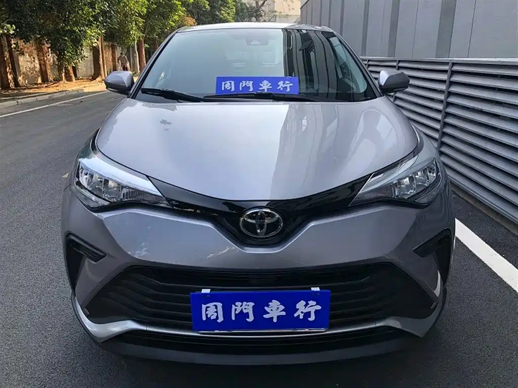 Toyota IZOA 2021 2.0L Yixiang Edition фото 2