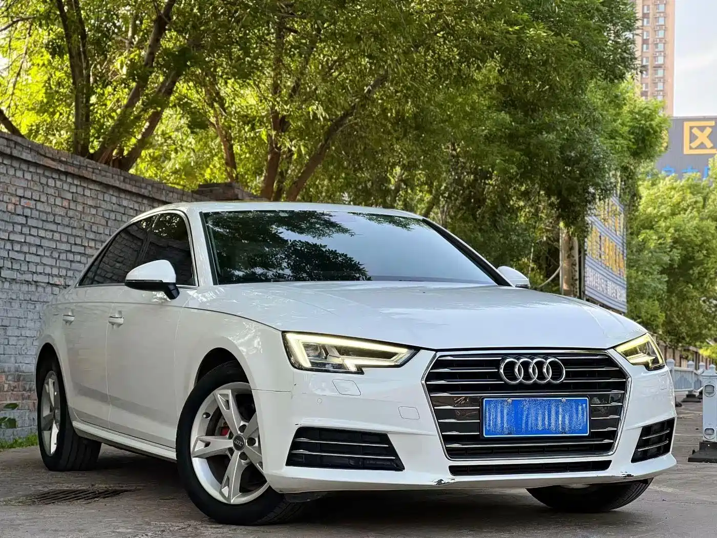 Audi A4L 2017 Plus 40 TFSI Fashion фото 3