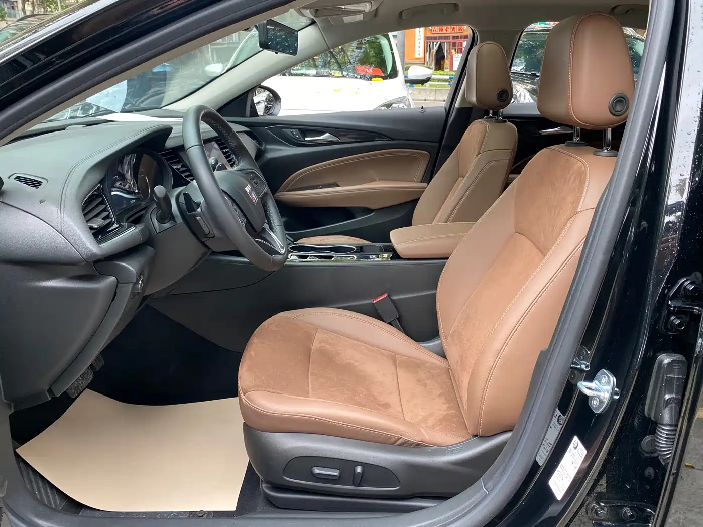 BUICK REGAL