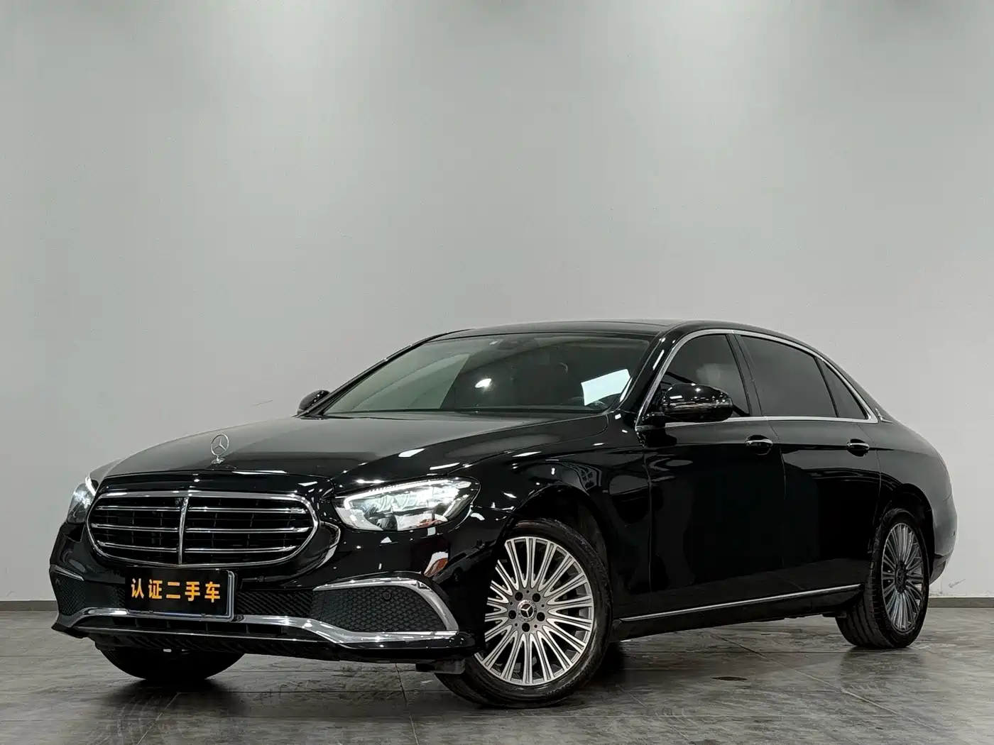 Mercedes-Benz E-Class 2022 E 300 L Luxury