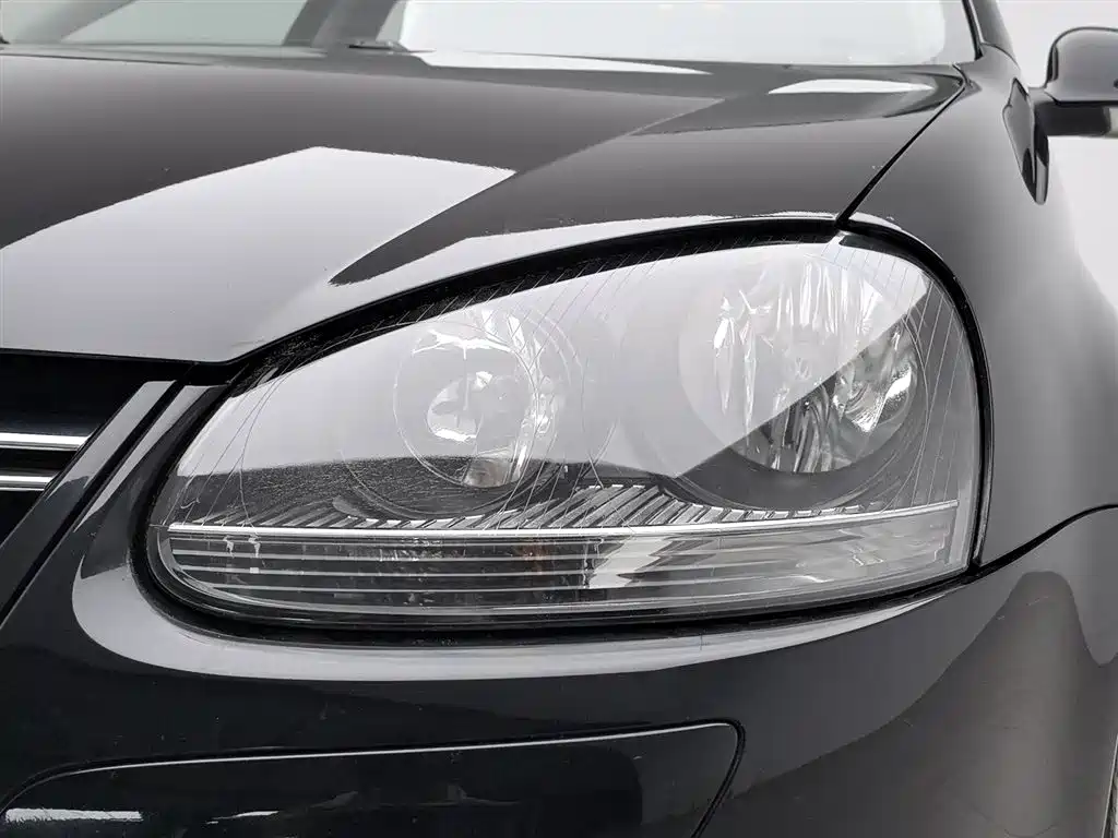 Volkswagen Sagitar 2011 1.4TSI Automatic Technology фото 7