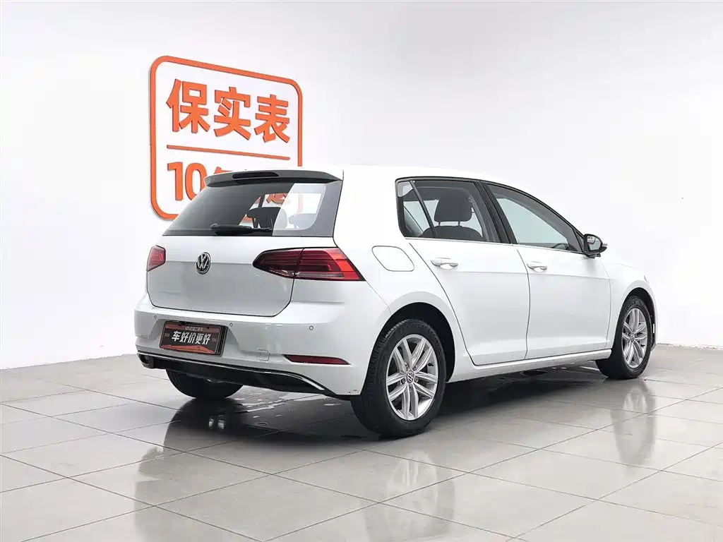 Volkswagen Golf 2018 230TSI Automatic Comfort фото 2