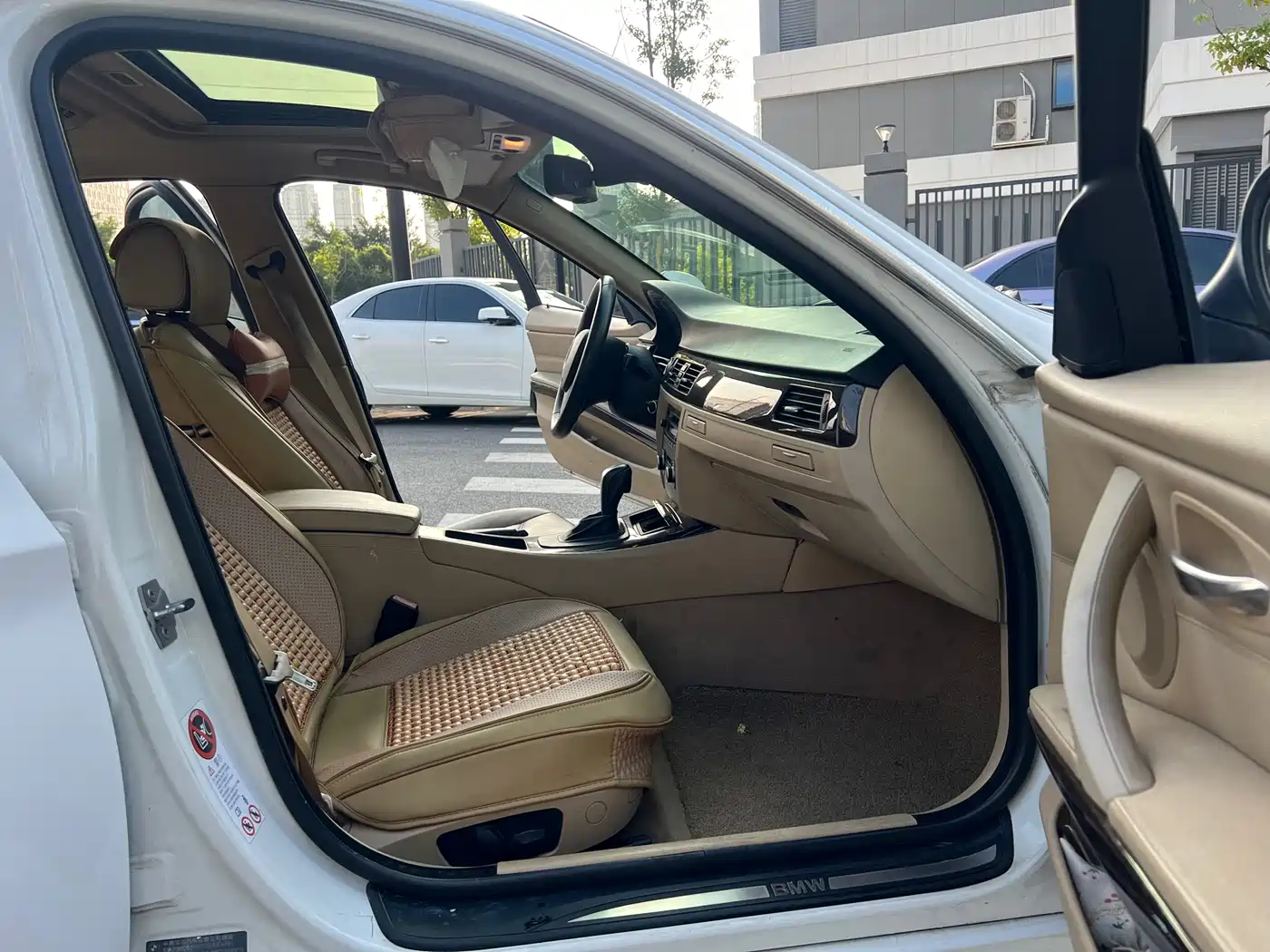 BMW 3 Series (Import) 2010 2010 325i Luxury
