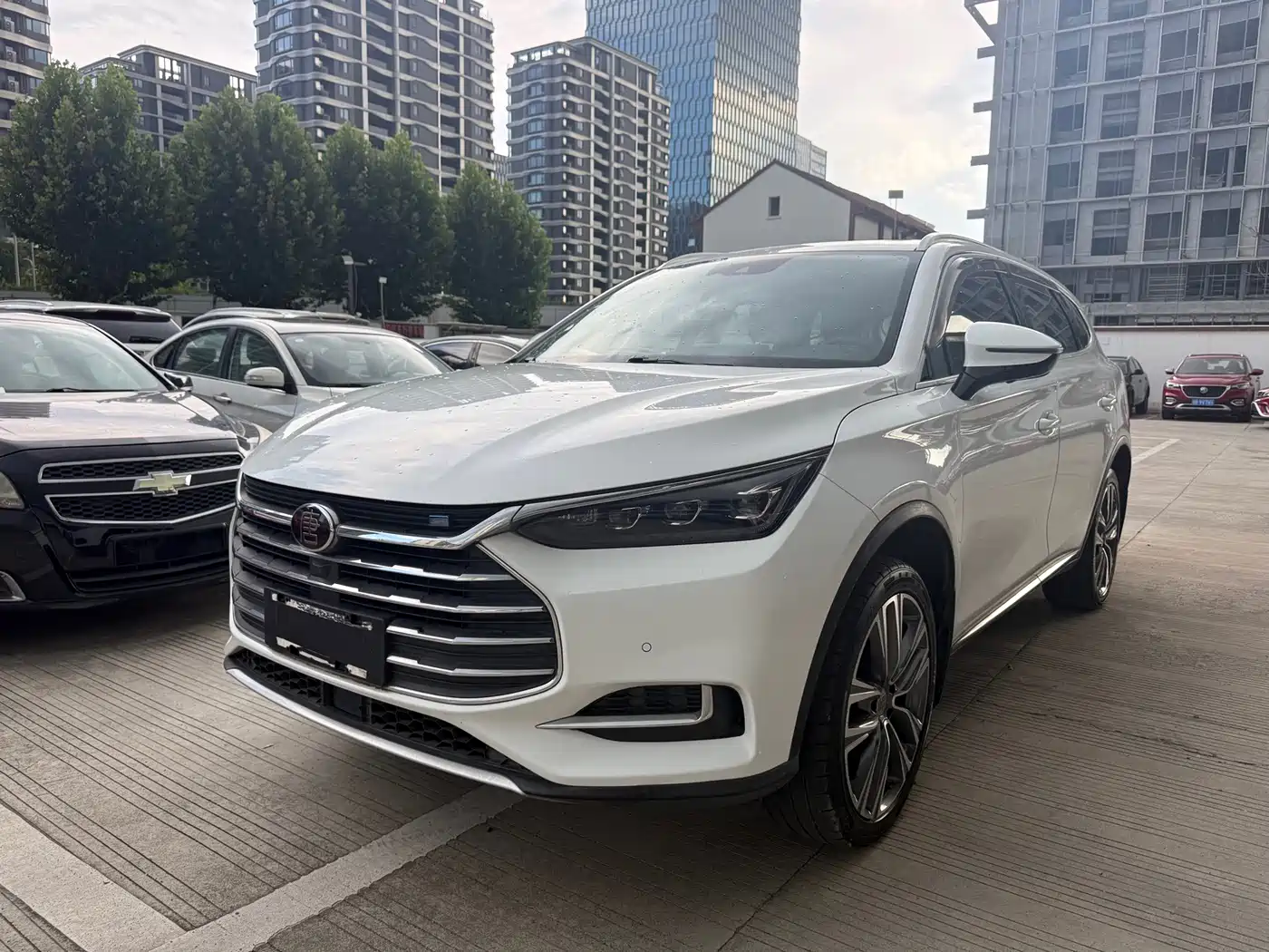 BYD Tang 2018 2018 2.0T Automatic Smart Connection Honor Edition 7-Seater China V
