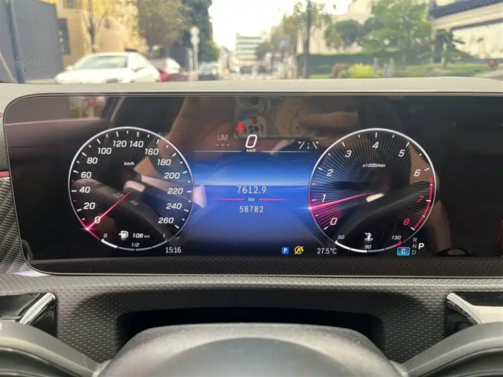 Mercedes-Benz A-Class 2024 A 200 L Fashion Edition фото 4