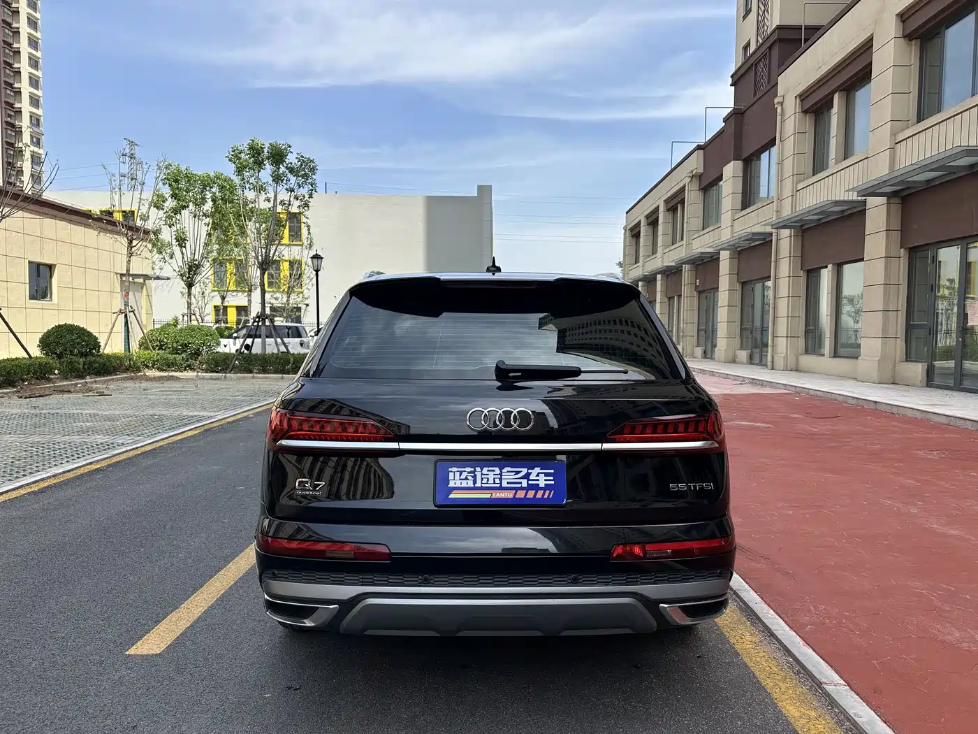 AUDI Q7