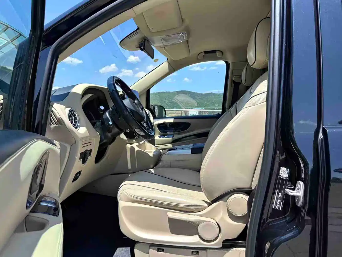 Mercedes-Benz Vito 2023 2.0T Business 7-Seater фото 4