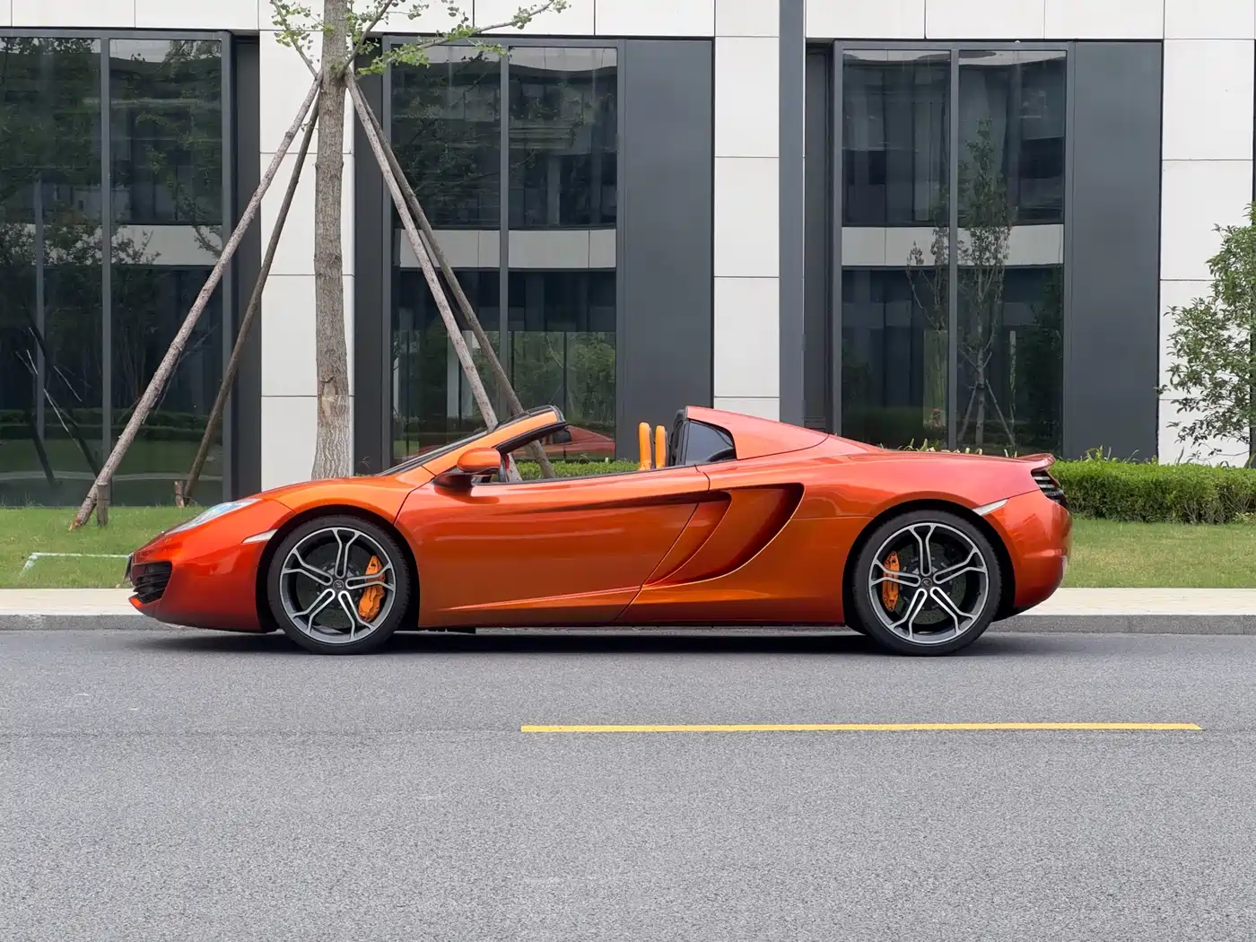 McLaren 12C 2014 2013 3.8T SPIDER