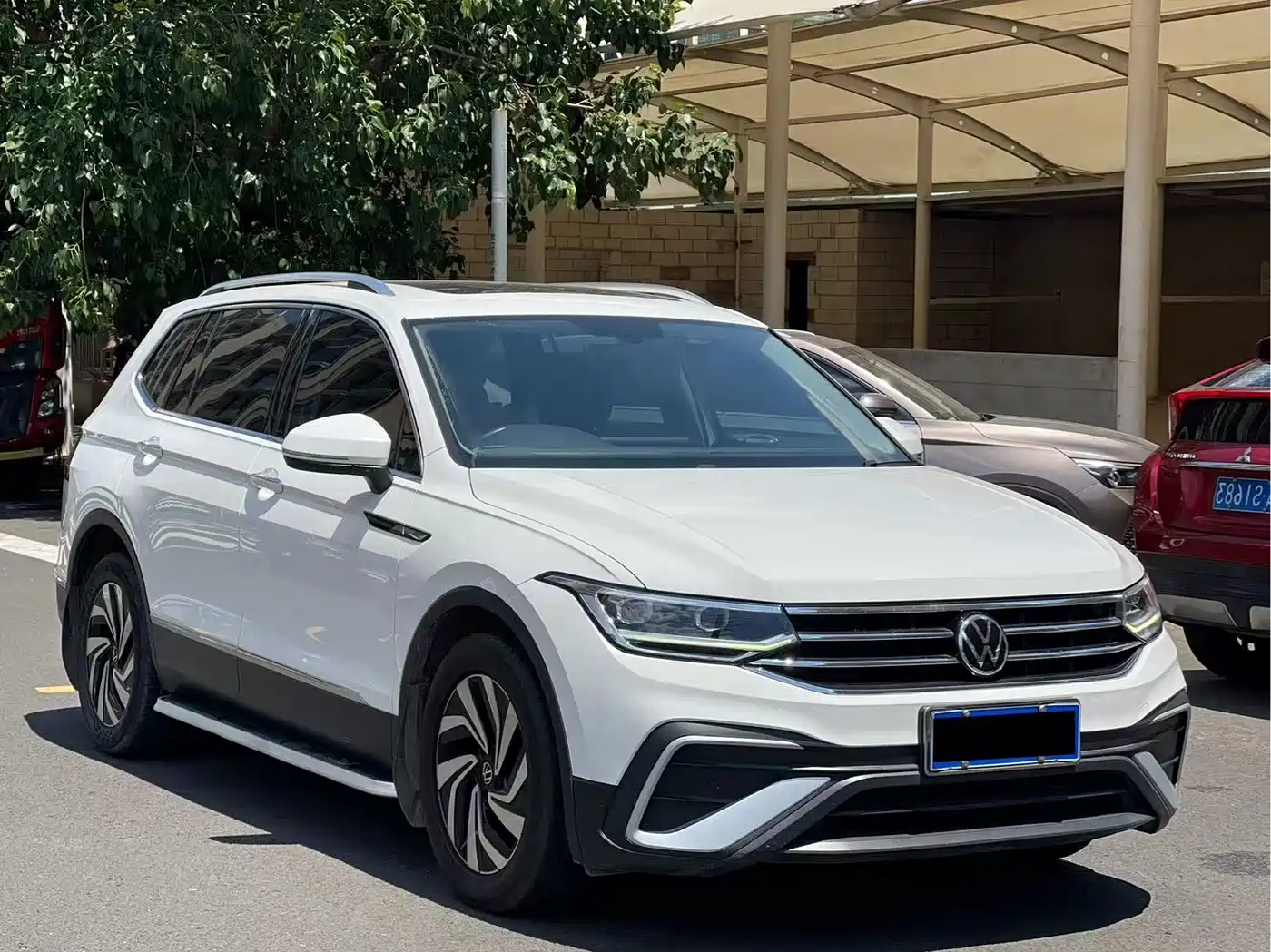 Volkswagen Tiguan L 2022 330TSI Automatic 2WD Smart Edition фото 3