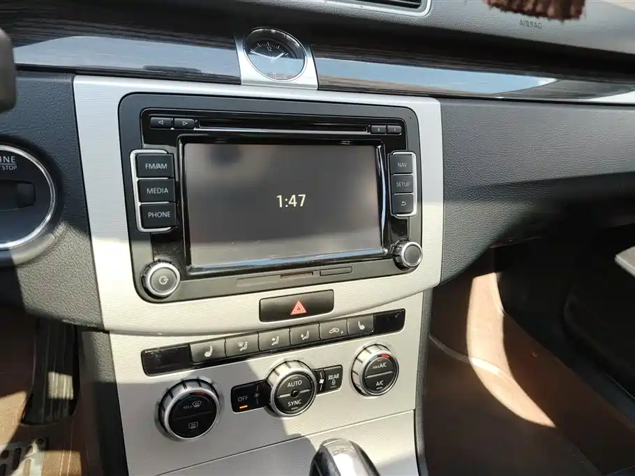 Volkswagen Magotan 2013 1.8TSI Premium фото 13