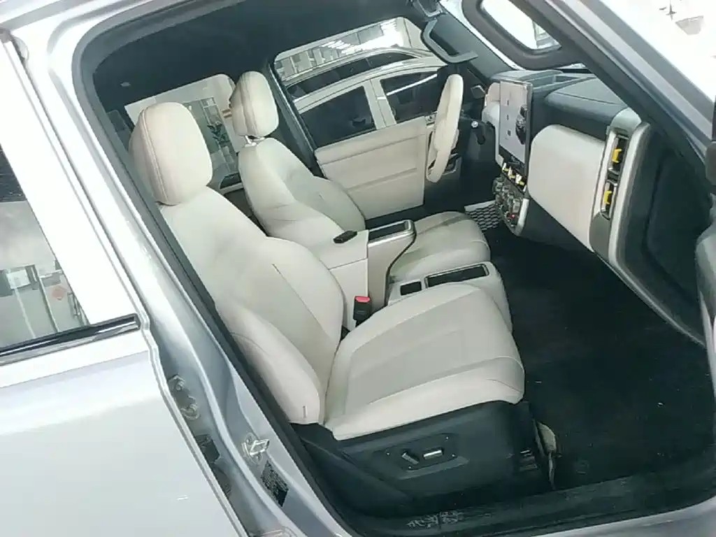 iCAR V23 2025 2025 FWD Premium Model
