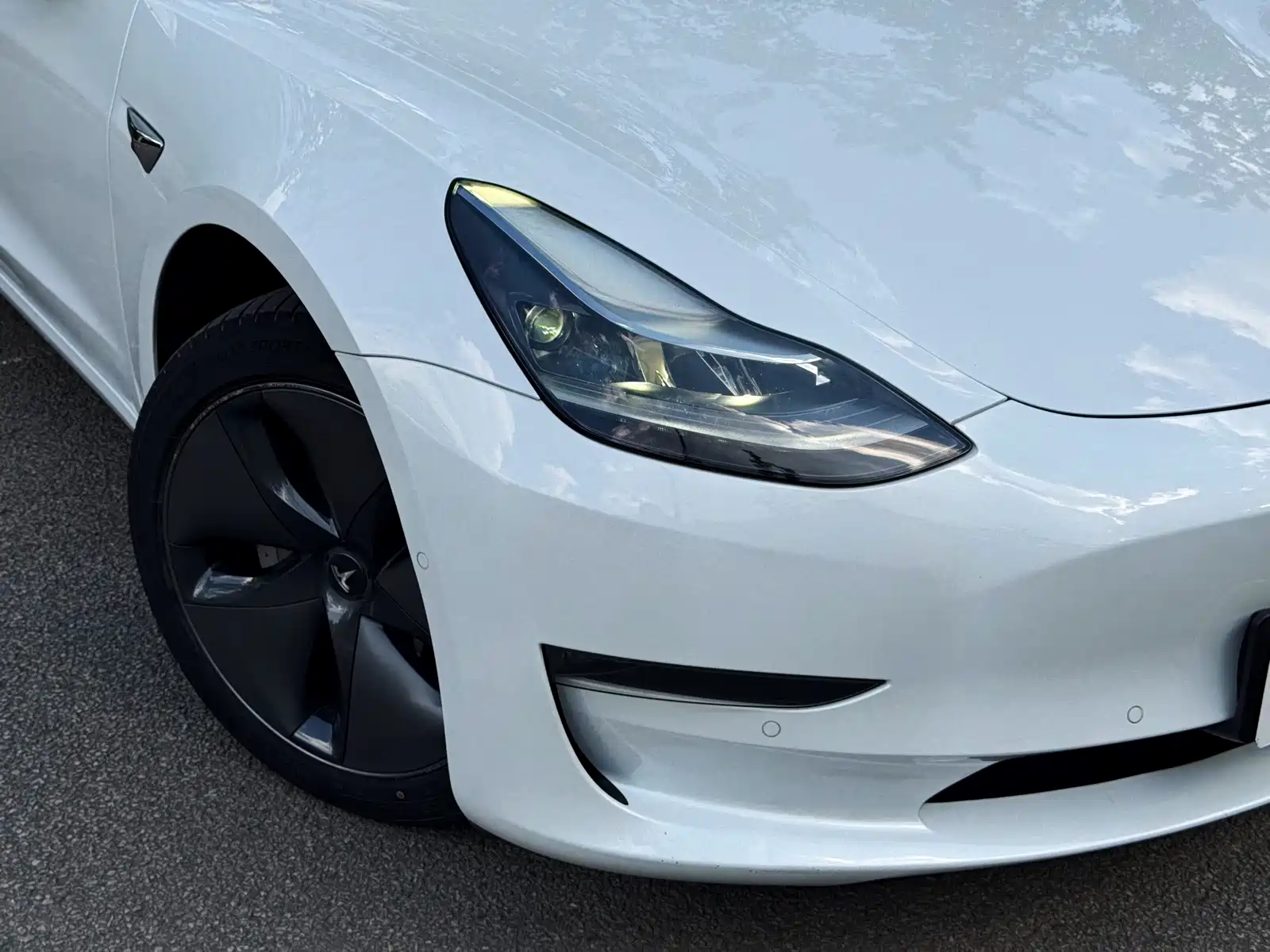 Фото 4 - Tesla Model 3