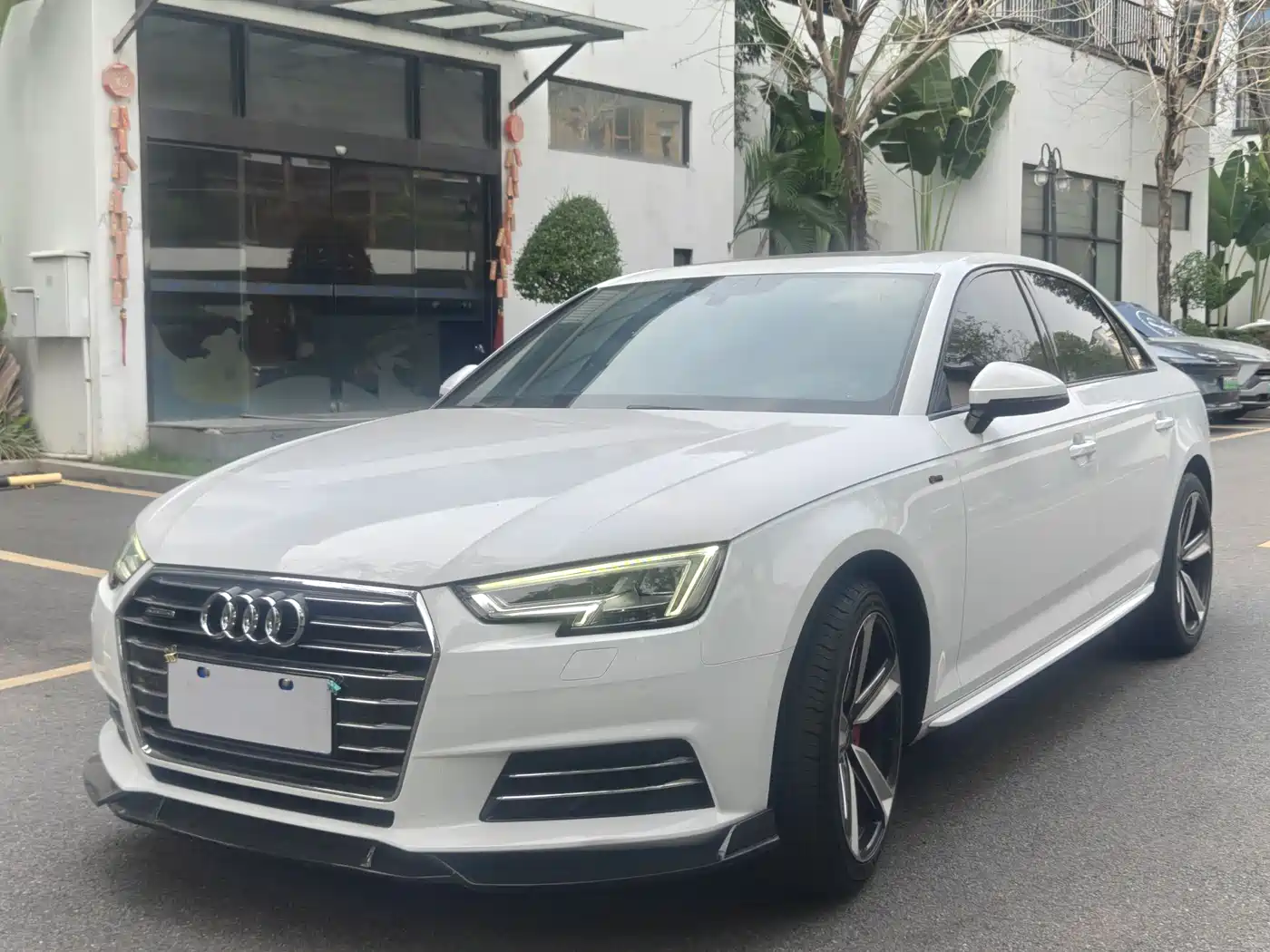 Audi A4L 2018 30th Anniversary 40 TFSI Sport