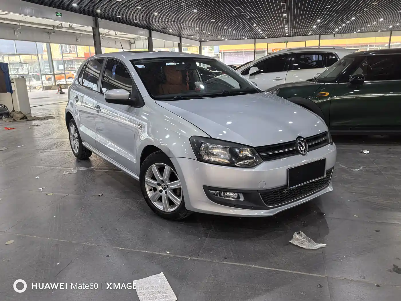 Volkswagen Polo 2011 1.4L Automatic Style Edition фото 2