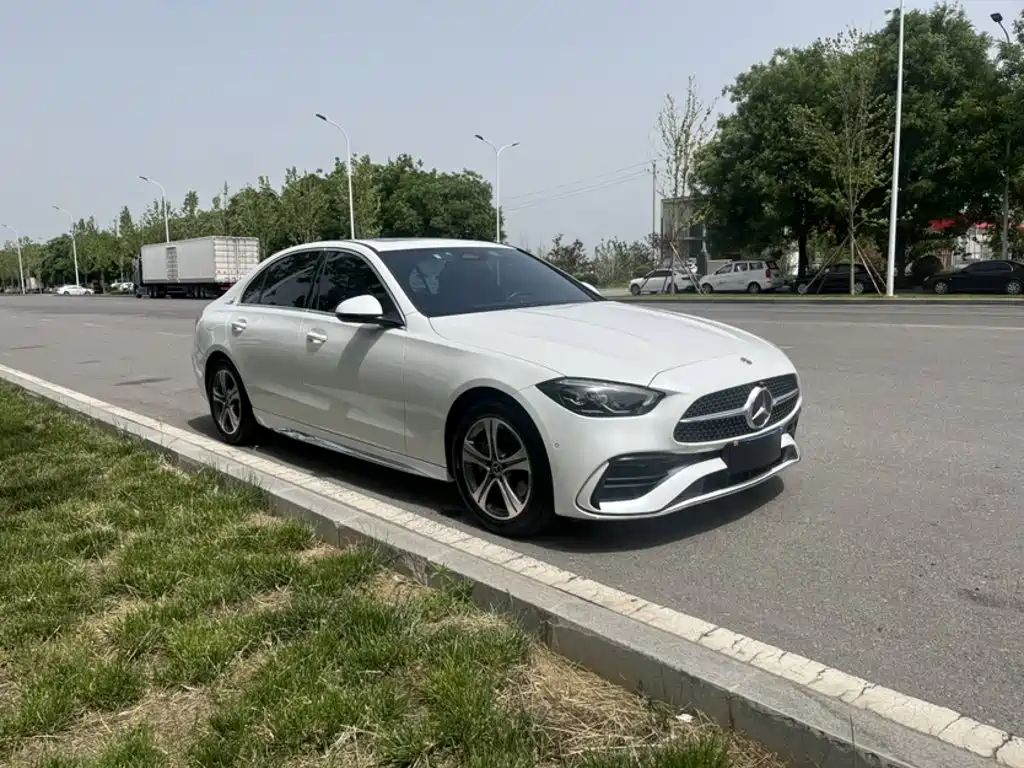MERCEDES-BENZ CLASS C