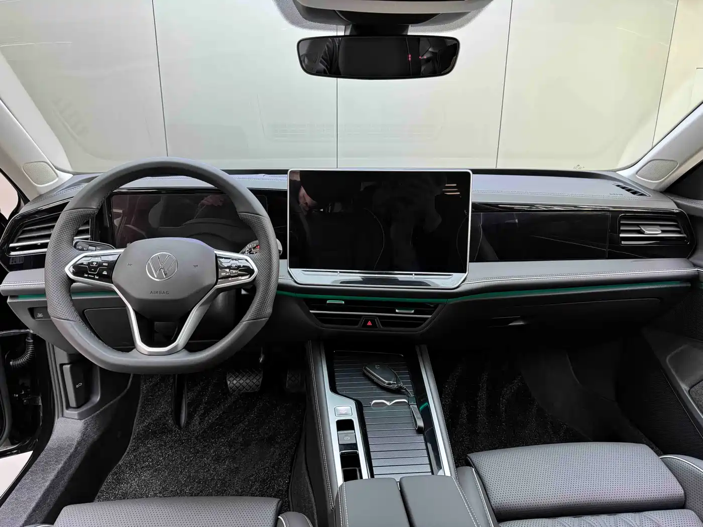 Volkswagen Magotan 2024 380TSI DSG Luxury Edition (Daimai Package) фото 16