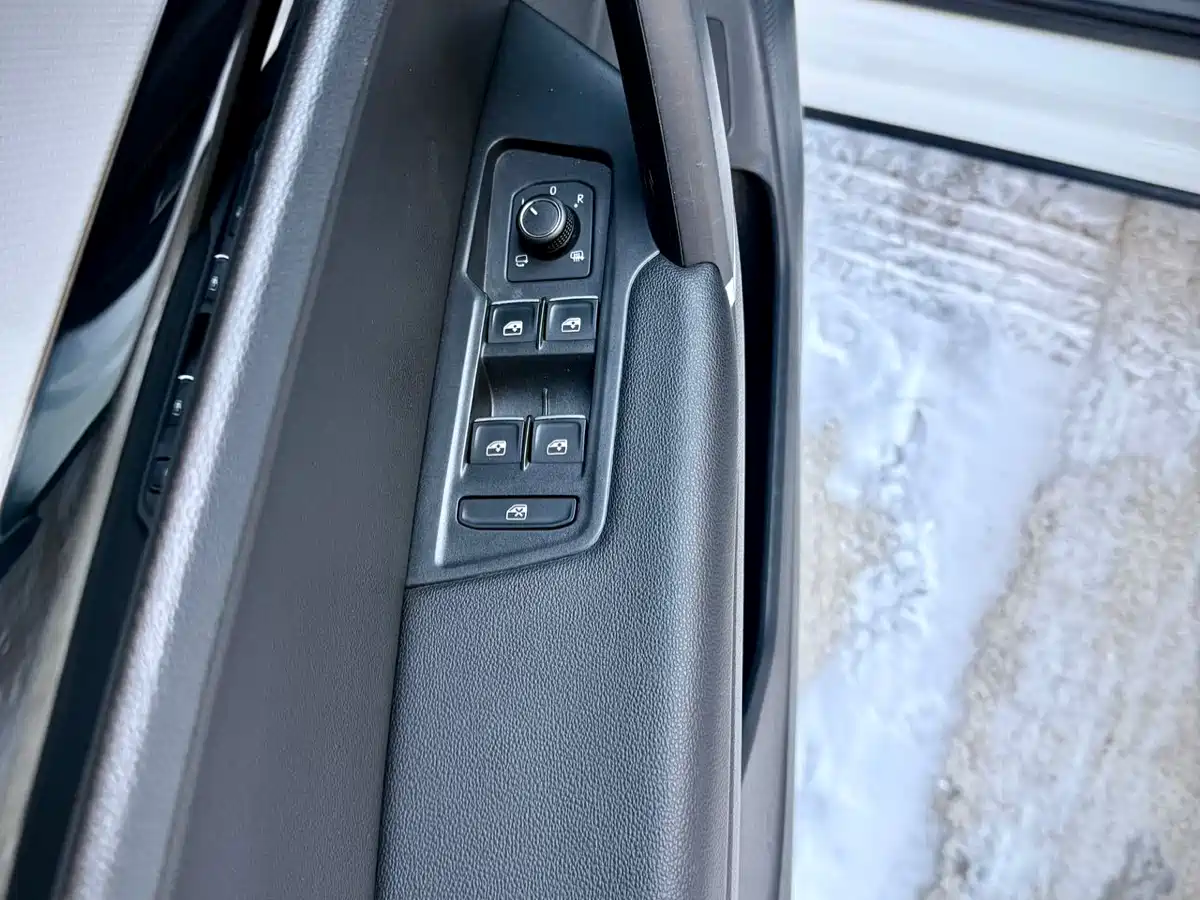 Volkswagen Tayron 2021 280TSI 2WD Luxury Smart Connect фото 18