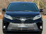 صورة 2 - Toyota Sienna