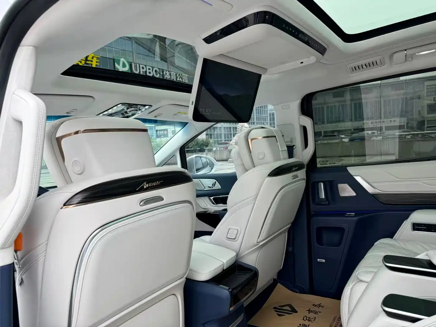 Buick Century 2023 2.0T 7-Seater World Edition фото 11