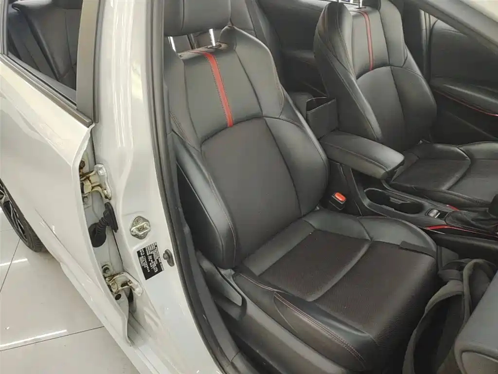Toyota Levin 2021 185T CVT Sport Edition фото 25