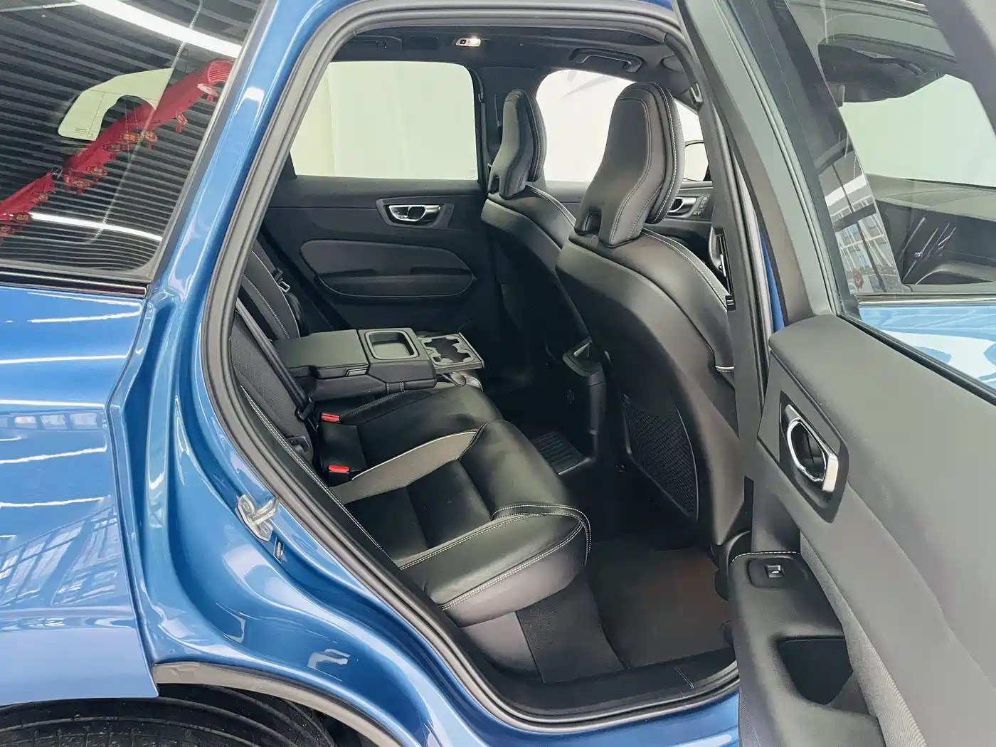 VOLVO XC60 PLUG IN HYBRID