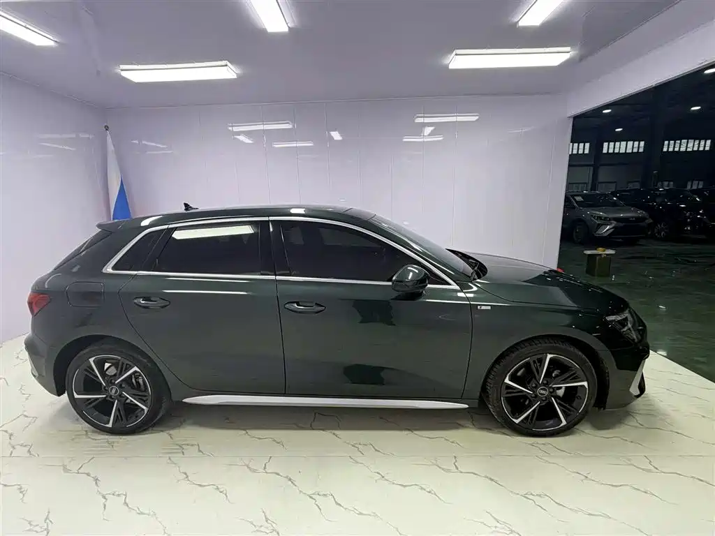 Audi A3 2022 Sportback 35 TFSI Style Sport фото 4