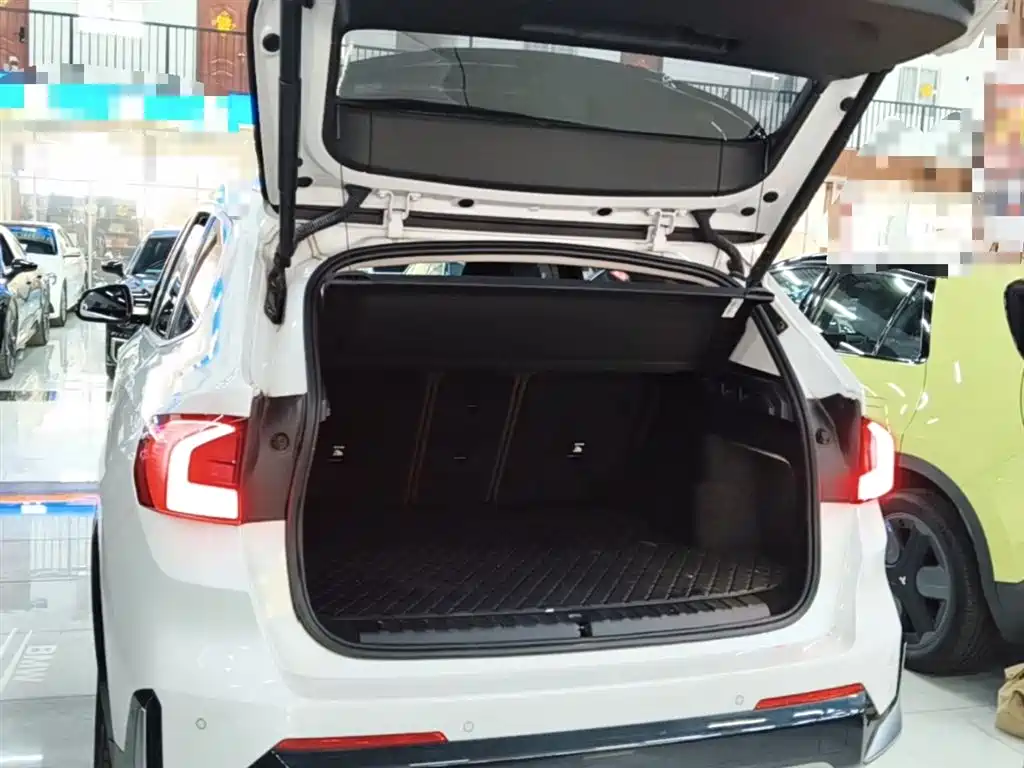 BMW X1 2023 sDrive25Li X Design Package фото 9