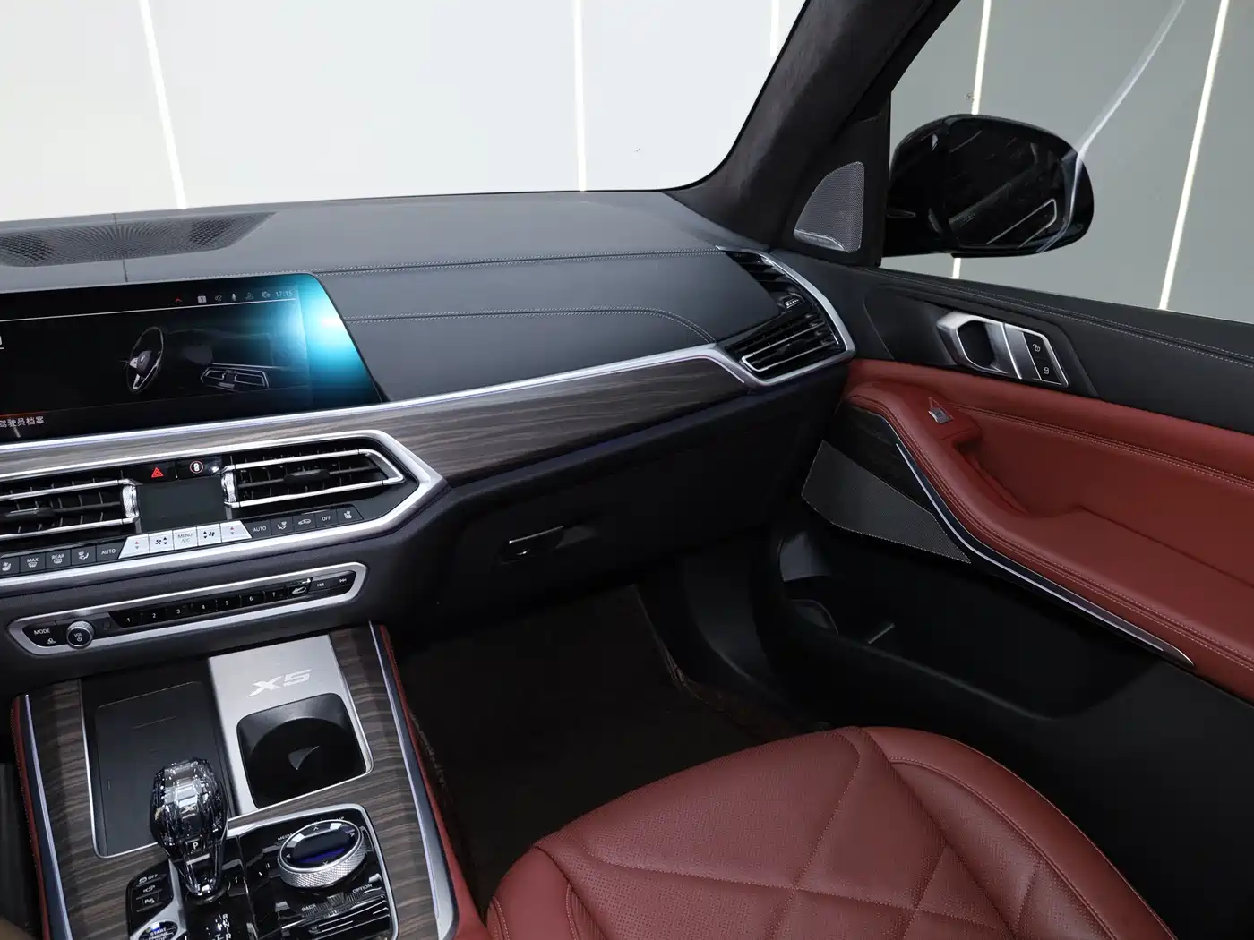 BMW X5 2022 Facelift xDrive 40Li M Sport Package фото 17