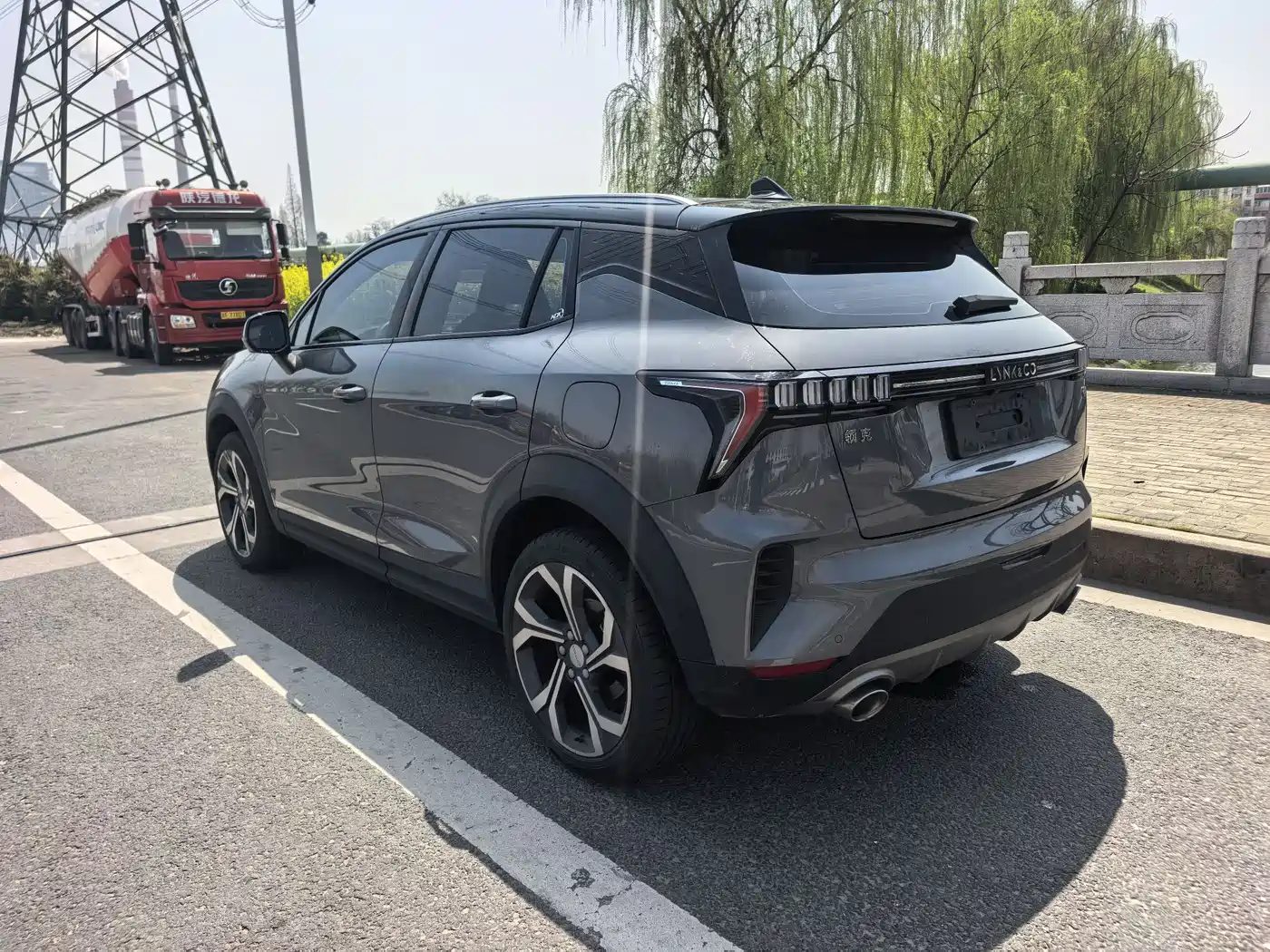 LYNK 06