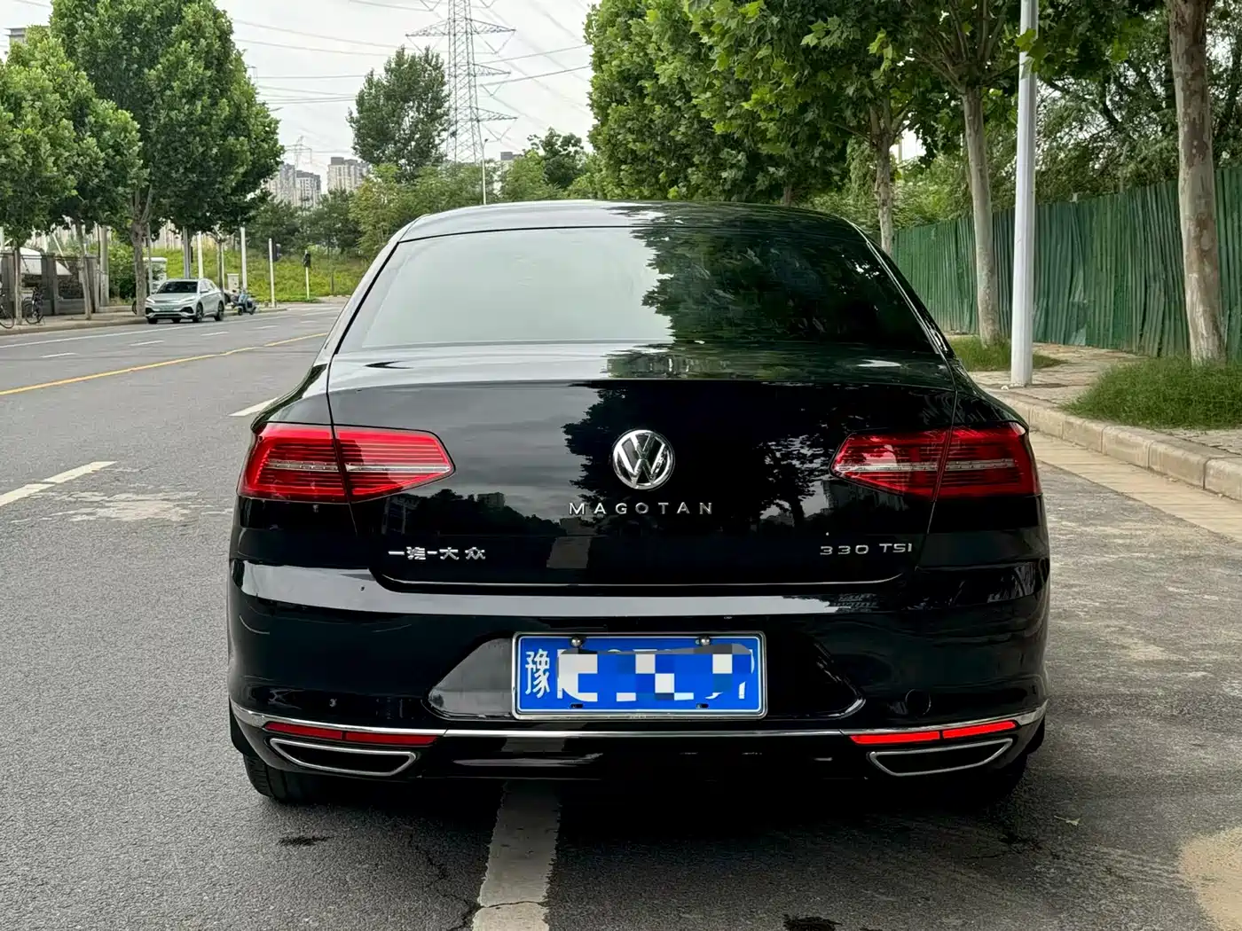 Volkswagen Magotan 2018 Facelift 330TSI DSG Luxury фото 3