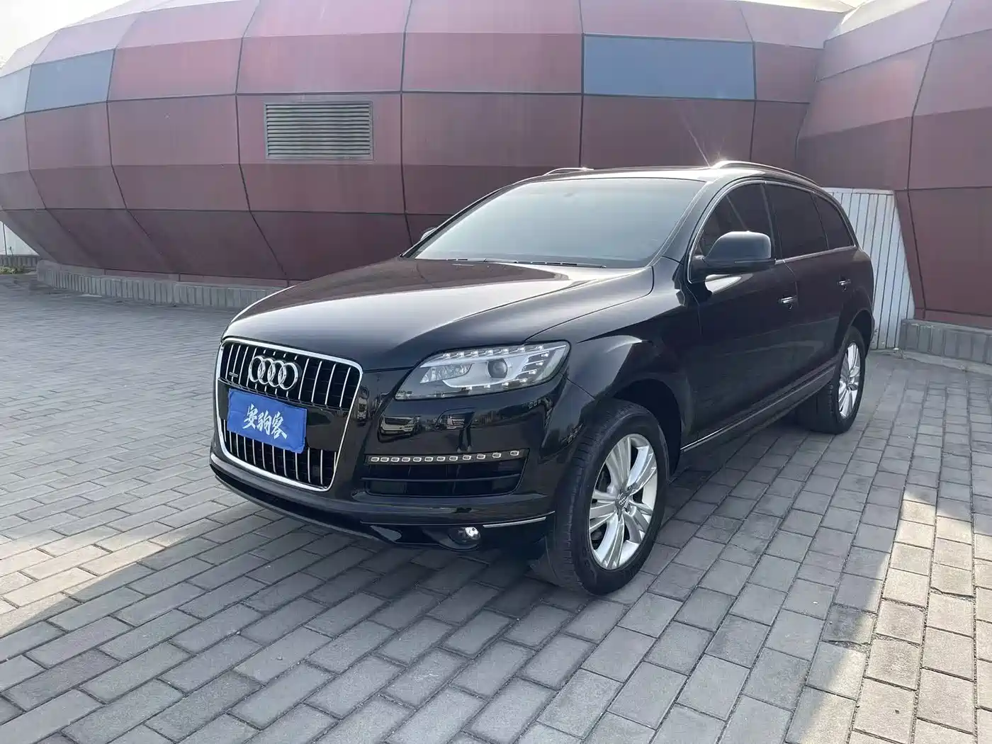 Audi Q7 2011 3.0 TFSI Technology (200kW)