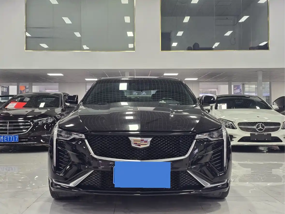 Cadillac CT4 2022 28T Fashion Style фото 2