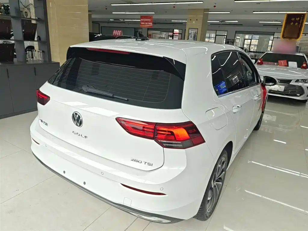Volkswagen Golf 2023 Facelift 280TSI DSG Pro фото 7