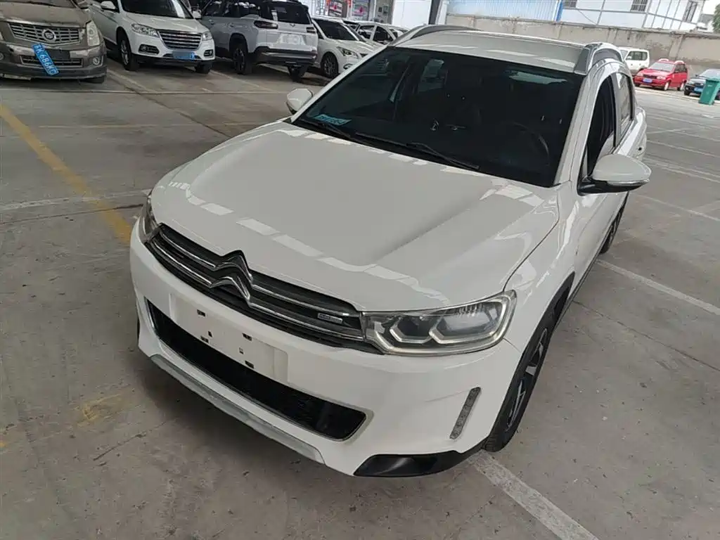 Фото 2 - Citroën C3-XR