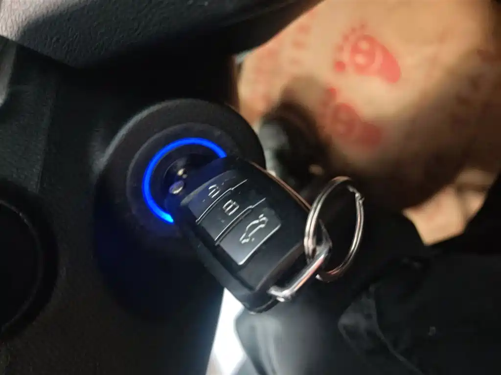 Photo 17 - Geely Vision X3