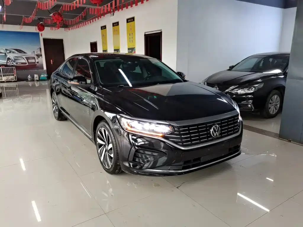 Фото 4 - Volkswagen Passat