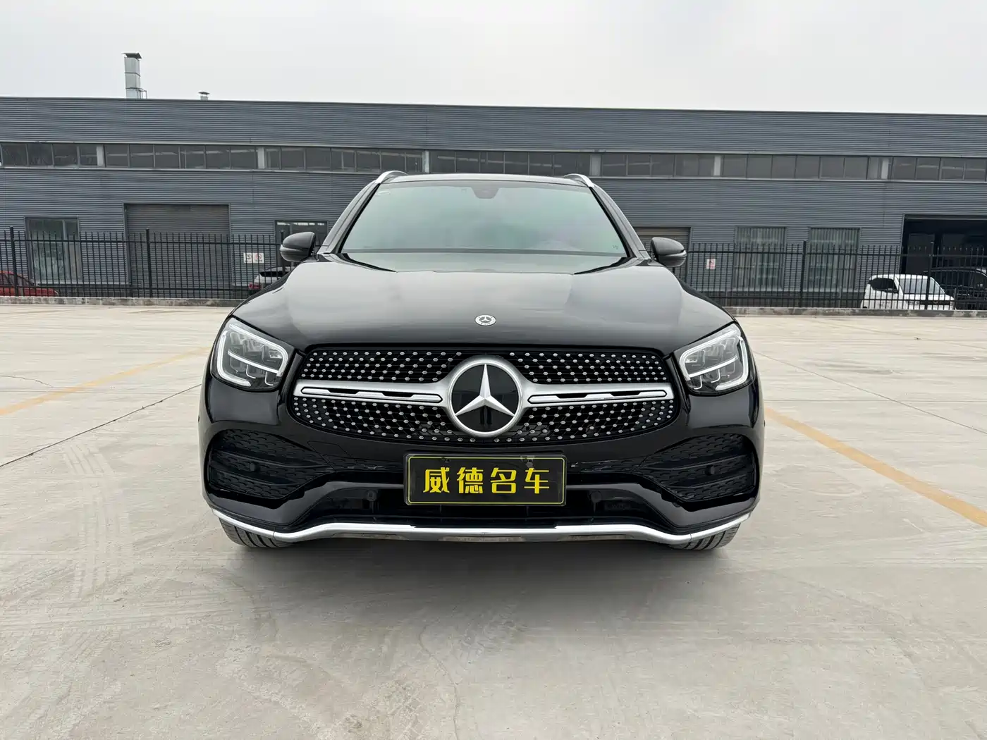 MERCEDES-BENZ GLC