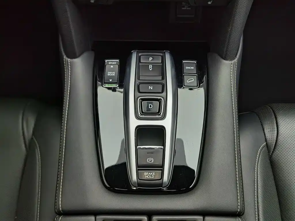 Honda UR-V 2022 2020 370TURBO 2WD Premium Elegance Edition
