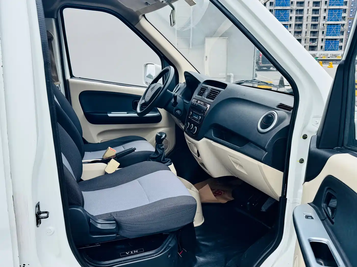 CHANGAN CHANGAN RUIXING EM80