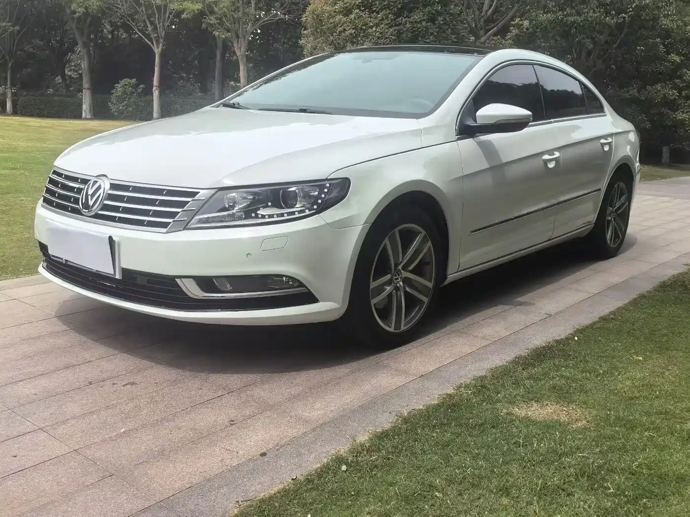 Volkswagen FAW-Volkswagen CC 2016 Model 1.8TSI Premium