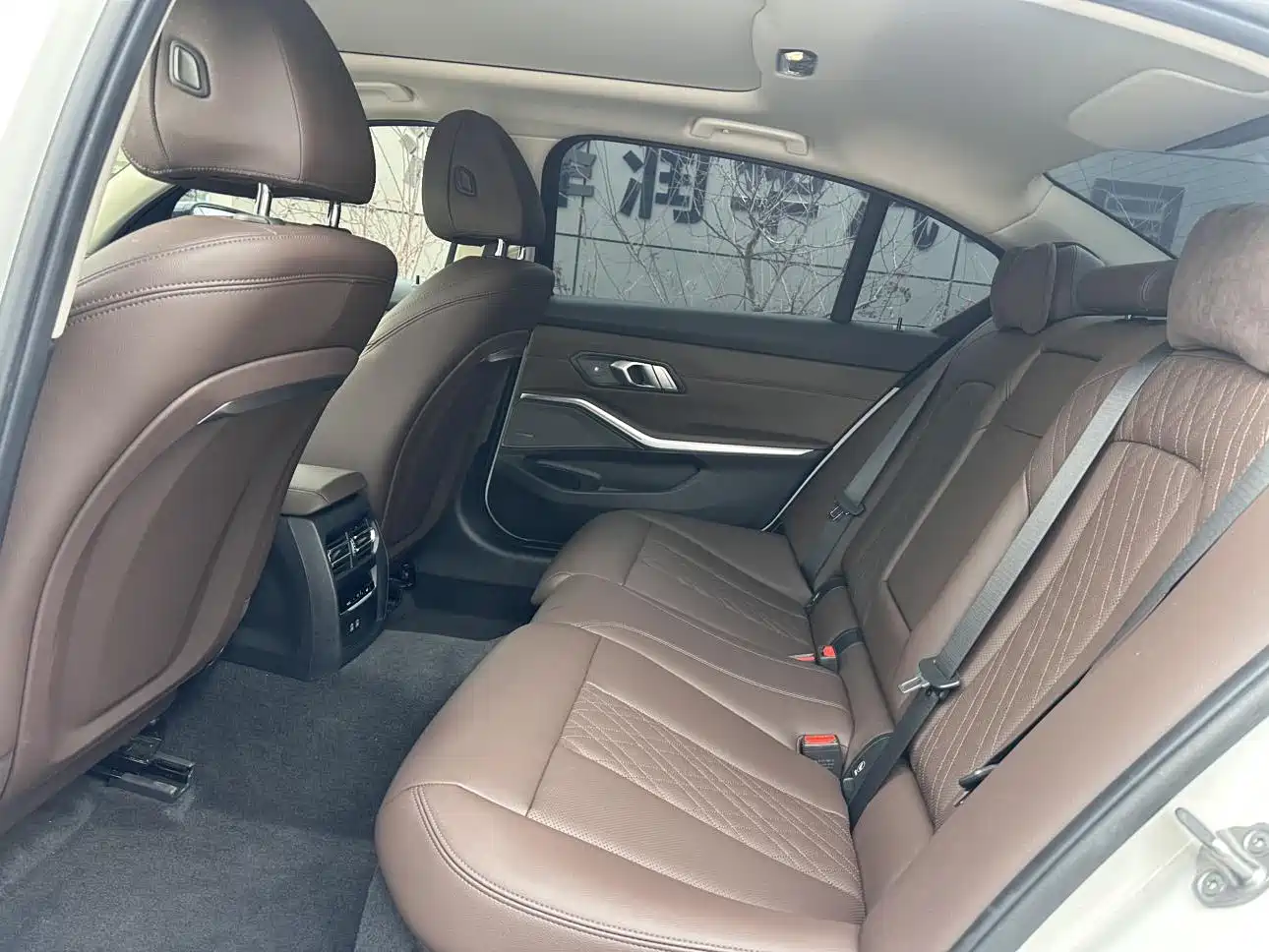BMW 3 Series 2024 325Li M Sport Shadowline Package фото 7