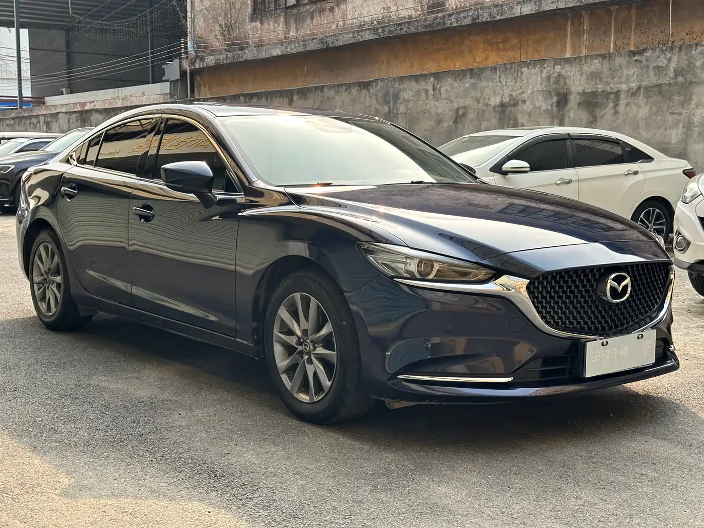 Mazda Atenza 2020 2.0L Skyactiv Luxury фото 3